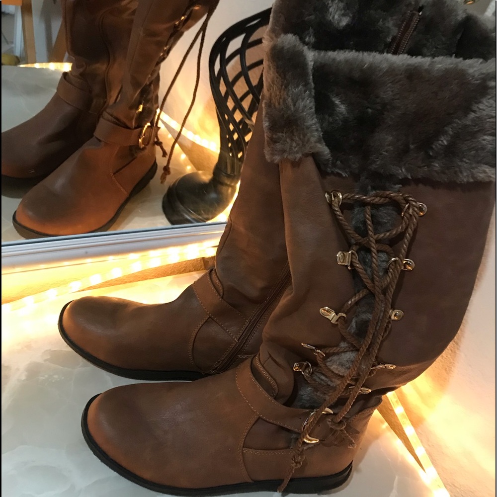 Boots - Picture 2 of 2